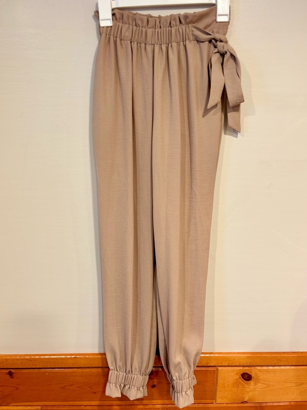 HYFVE High Waist Tie-Belt Tapered Jogger Work Pants Tan Khaki Women's Small